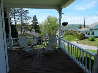 106 Mount Vernon St, Newport, VT 05855
