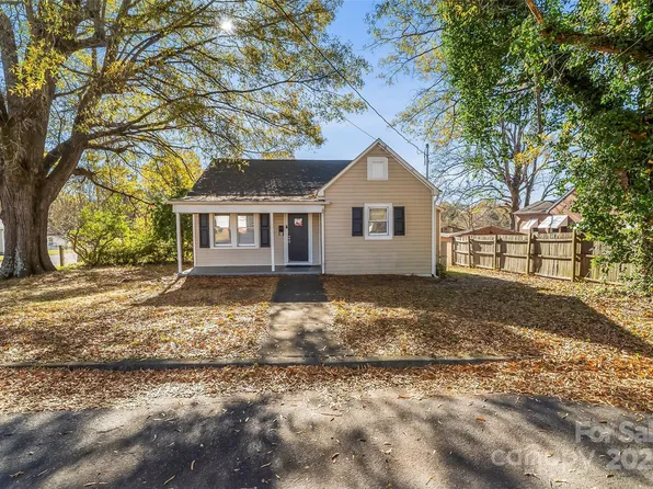 601 W 2nd St, Cherryville, NC 28021