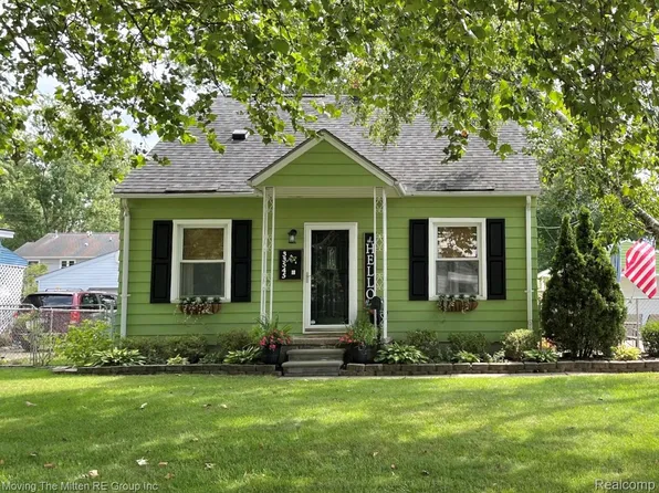 33545 Hennepin St, Garden City, MI 48135
