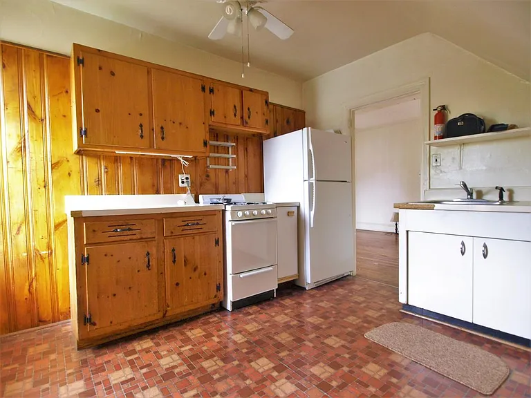 103 Chestnut Ave #3 — Photo 7