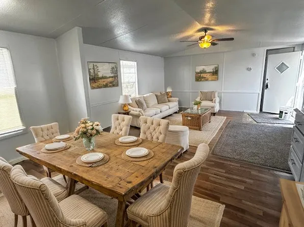775 Steele Rd Trailer 3, Alvin, TX 77511