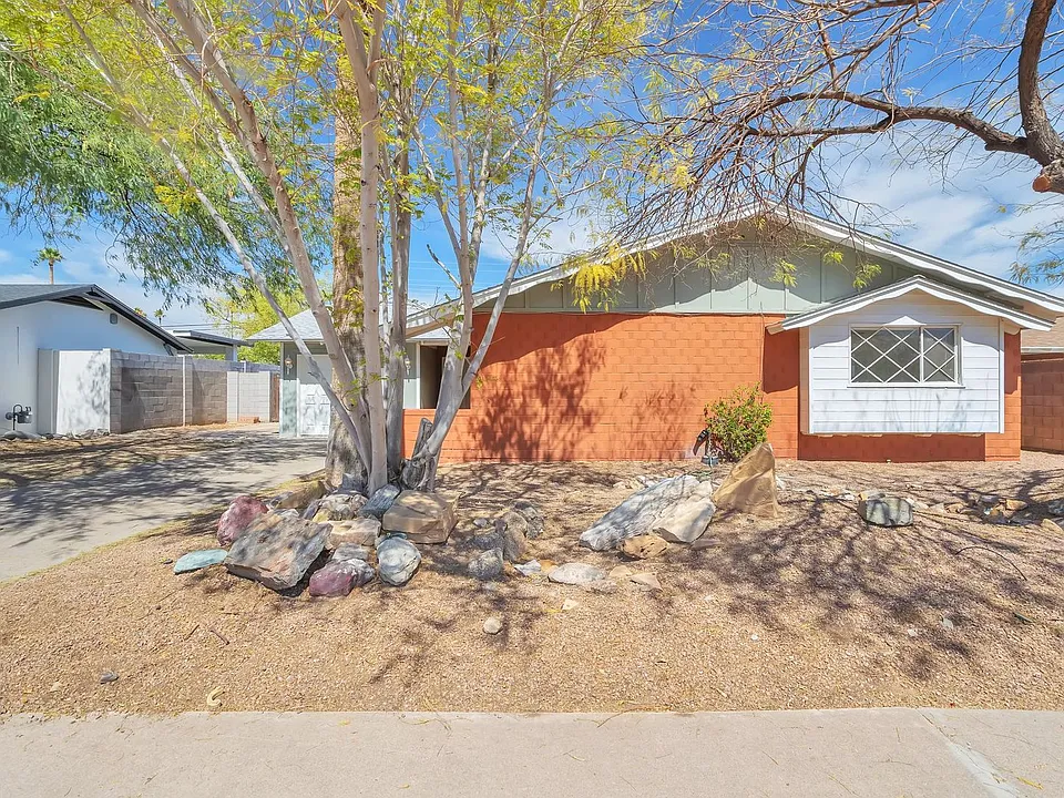 8316 E Indian School Rd