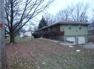 1320 N Noland Rd, Independence, MO 64050