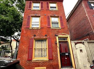 1013 N Leithgow St, Philadelphia, PA 19123