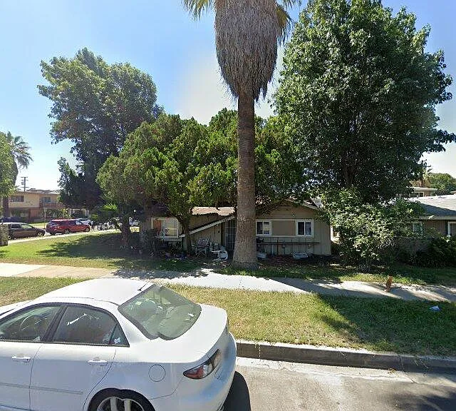 1141 W D St #D — Photo 1