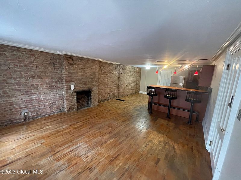 2nd image of 17 Ash Grove Place