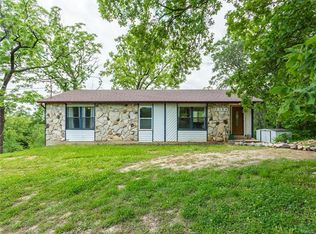 2104 Valleyview Dr, Barnhart, MO 63012