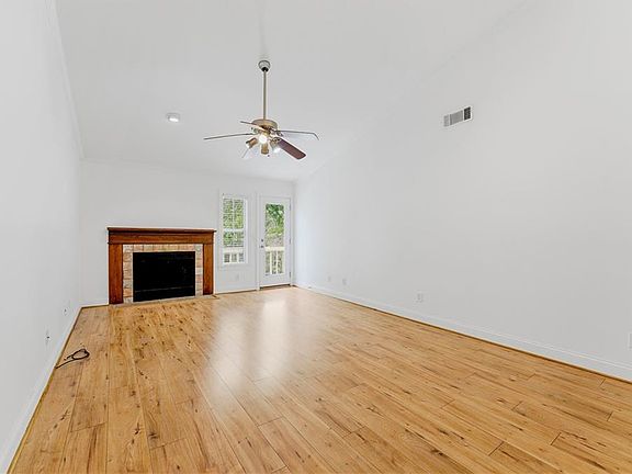 2nd image of 352 Teal Ct