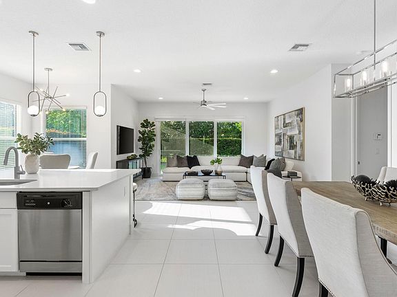 4th image of 9622 Sterling Shores Street