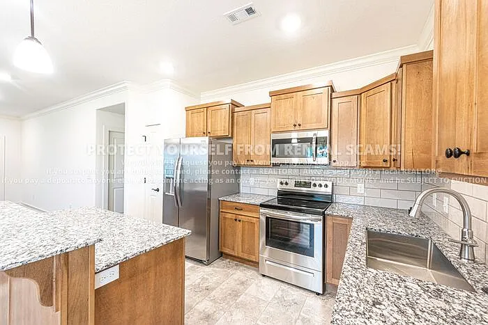 220 S Nightfall Ave — Photo 7