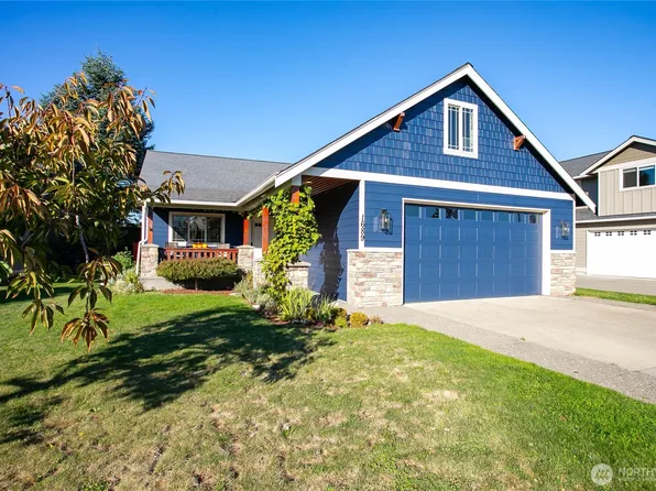 1689 Aaron Drive, Lynden, WA 98264