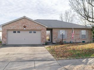 1850 Seasons Ridge Blvd, Evansville, IN 47715