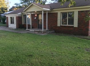 1902 Choctaw Ave, Ardmore, OK 73401