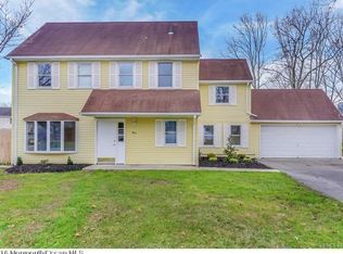 3 Maplewood Ct, Barnegat, NJ 08005