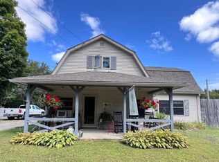 828 Transalpine Rd, Lincoln, ME 04457