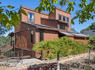 26807 Oak Knoll Terrace, Cloverdale, CA 95425