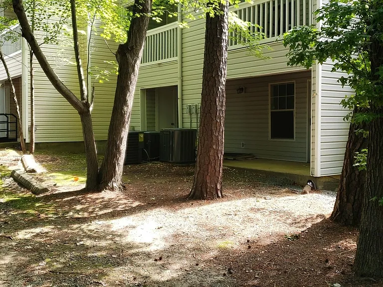 130 Kingsbury Dr — Photo 9