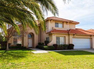 3617 N Morning Glory Dr, Rialto, CA 92377