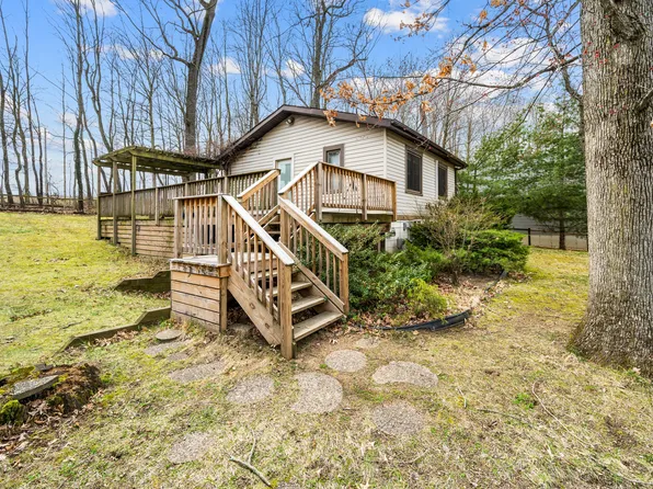 61436 Alexander Dr, Vandalia, MI 49095