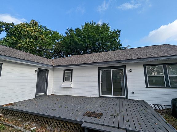 5th image of 3918 26th St N