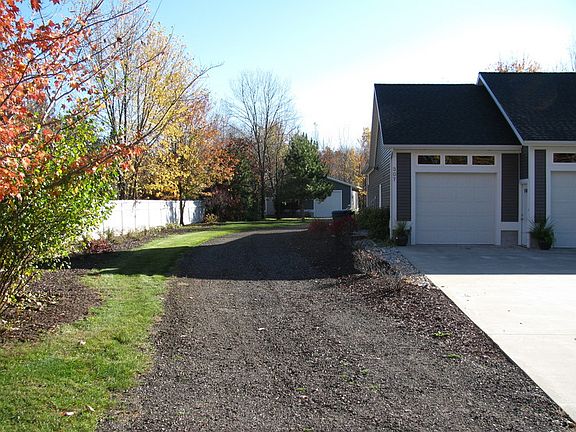 Drive to the 30x40 Building