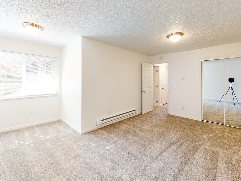 Villas-Des-Moines-Unit-A15-Unfurnished(2)_02122025