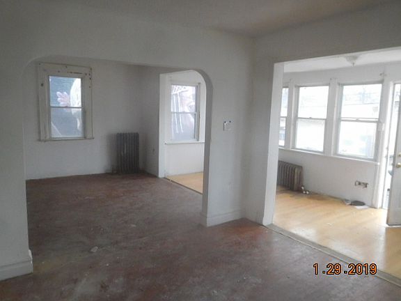 3rd image of 977 18th Ave #979