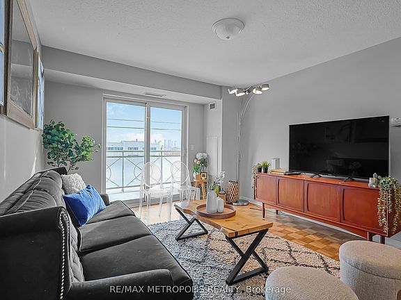 4th image of 2500 Rutherford Rd #216