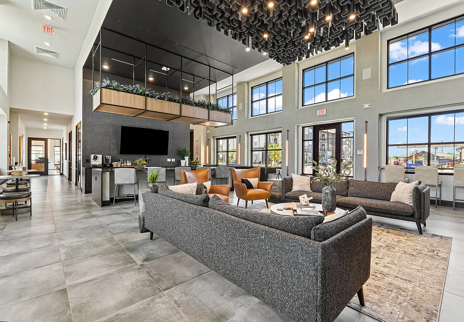The Logan Luxury Apartments — Photo 3