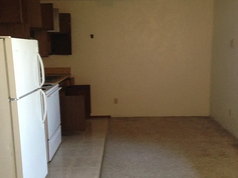 Washington Apartments — Photo 3