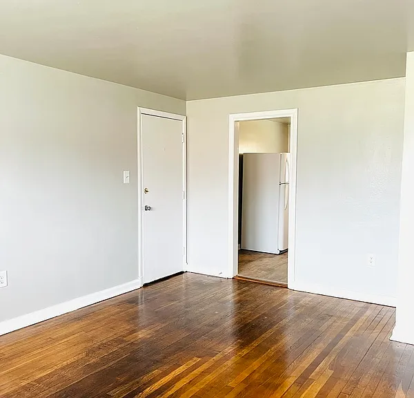 5435 Remuda Dr — Photo 7