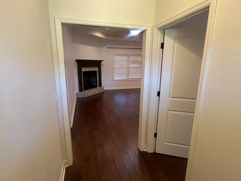 660 Valley Stream Dr — Photo 9