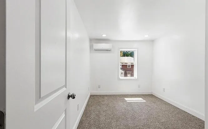 1415 Ridley Ave — Photo 15