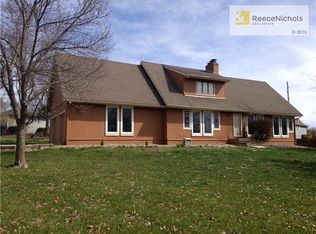 840 Gregory St, Peculiar, MO 64078