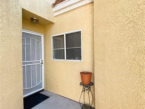4th image of 9277 Casa Christina Ln