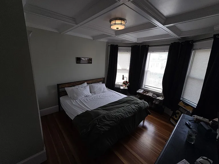 40 King St #3 — Photo 9
