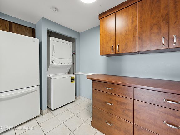 5th image of 6340 Americana Dr APT 312