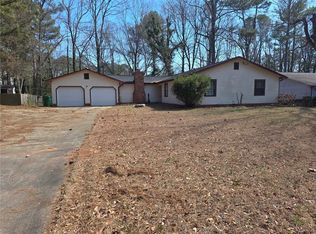 1045 Millard Rd, Stone Mountain, GA 30088