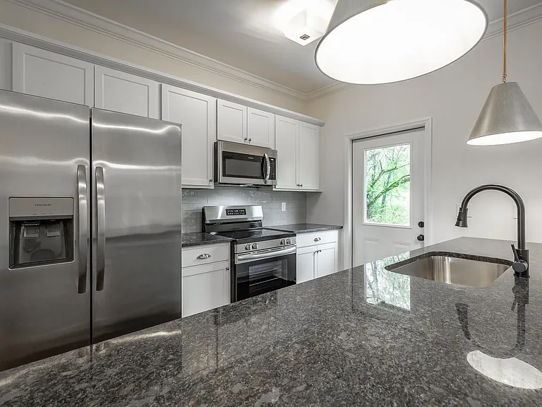 1 5563 Stream Ln #1 — Photo 16