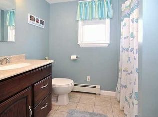 162 Mauran Ave, East Providence, RI 02914