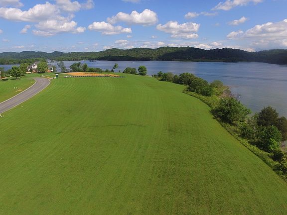 3rd image of 1400 Legacy Bay Dr