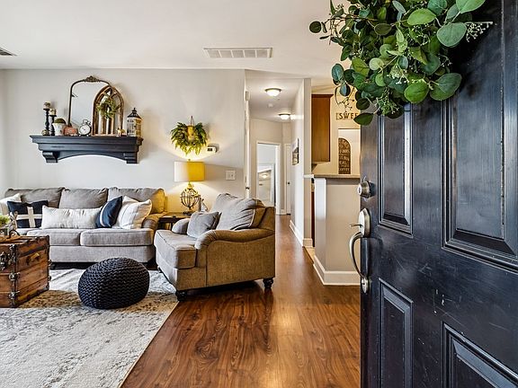 3rd image of 8431 Callabee Way Unit 14