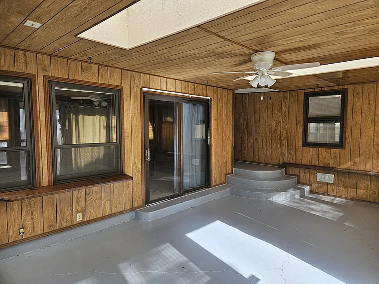 3313 Marquette St — Photo 13