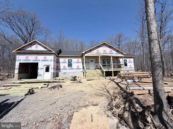 411 Cardinal Dr, Winchester, VA 22602