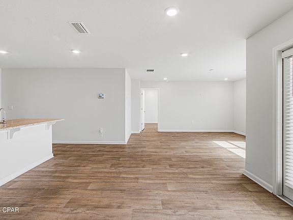 5th image of 256 Ryder Ln