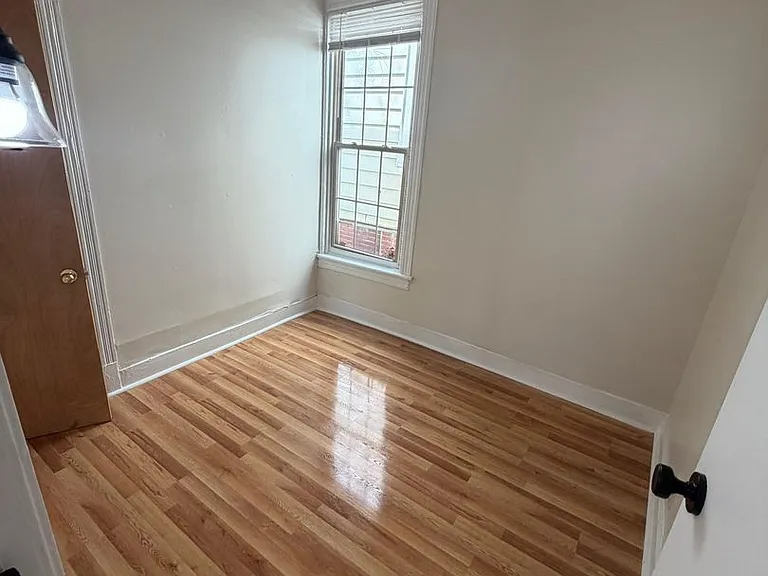 14 McElwain Ave — Photo 4