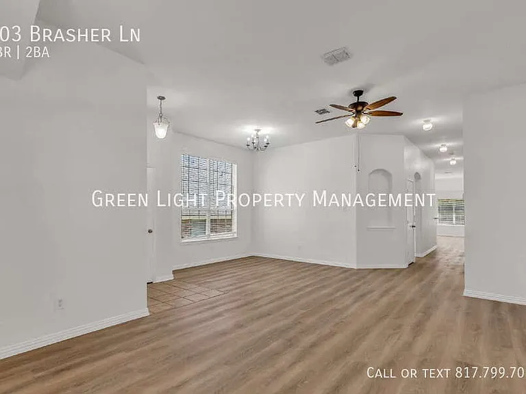 403 Brasher Ln — Photo 6