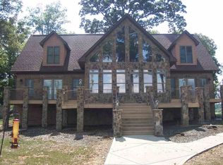 4380 Duck Haven Ln, Lake Wylie, SC 29710