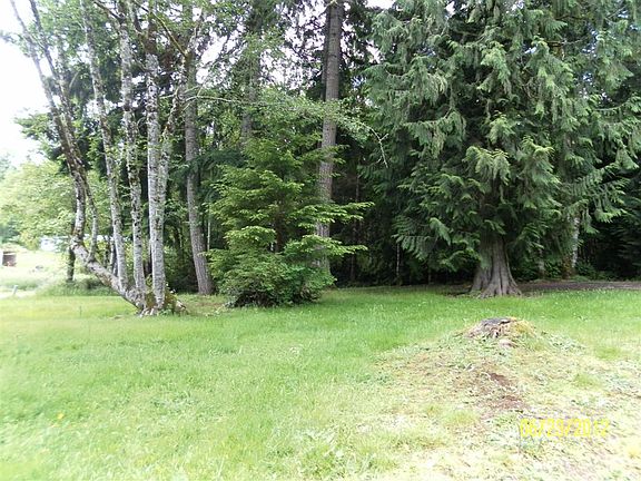5th image of 182 Ball Park Dr