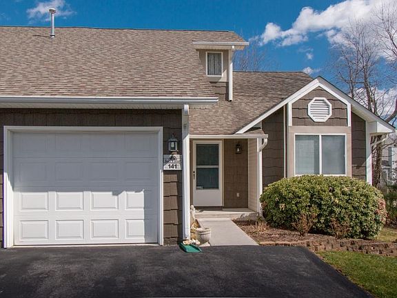 2nd image of 141 Brook Ln #141